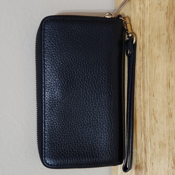 MK Backpack & Wallet Set - Picture 10 of 13